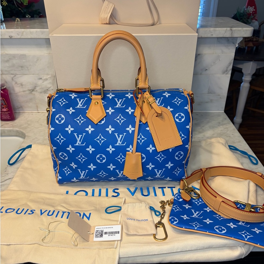Louis Vuitton Blue Speedy P9 30 M14074
